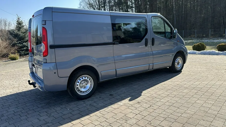 OPEL Vivaro -