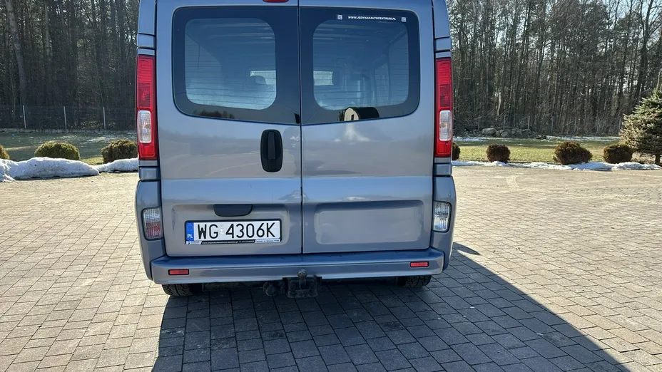 OPEL Vivaro -