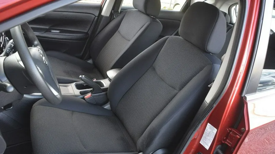 NISSAN Pulsar -