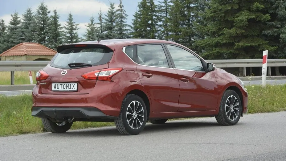 NISSAN Pulsar -