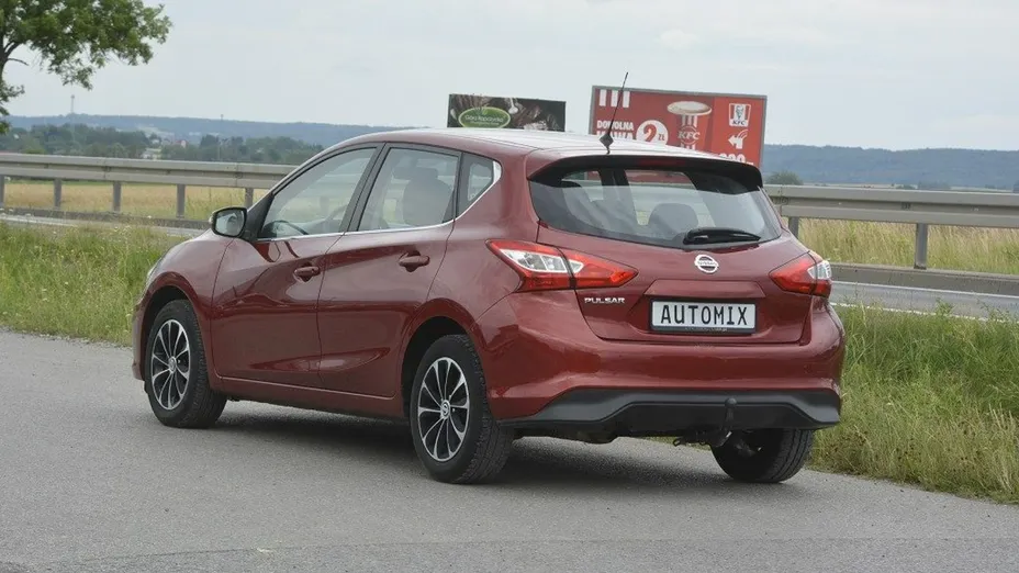 NISSAN Pulsar -