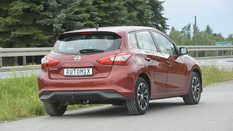 NISSAN Pulsar -