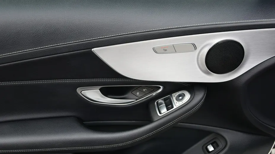 MERCEDES-BENZ C Klasa -