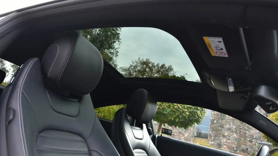 MERCEDES-BENZ C Klasa -