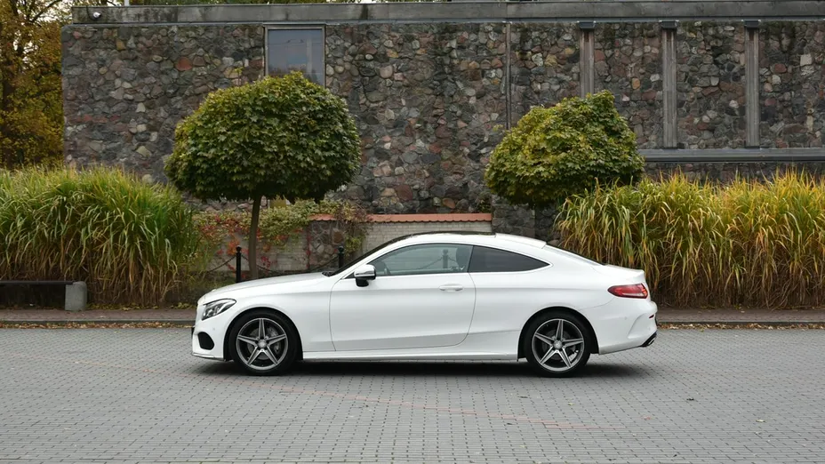 MERCEDES-BENZ C Klasa -