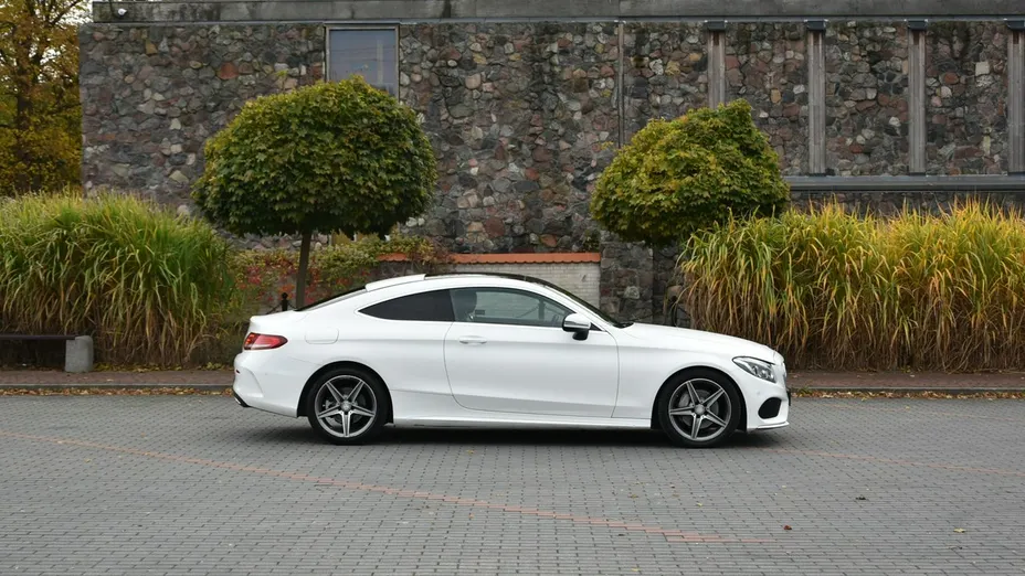 MERCEDES-BENZ C Klasa -