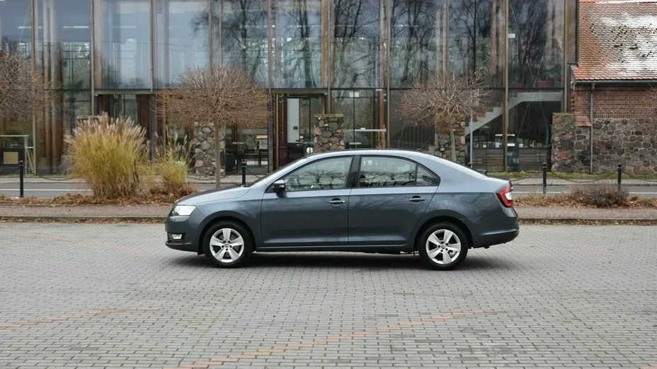 SKODA Rapid -