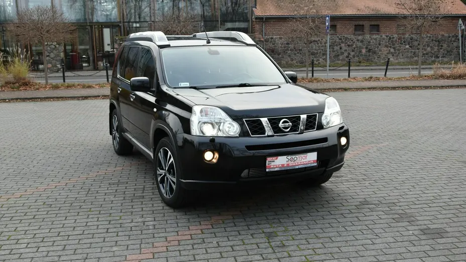 NISSAN X-Trail -
