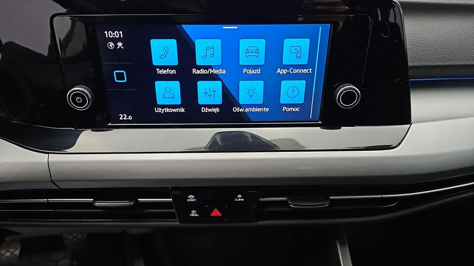 VOLKSWAGEN Golf -