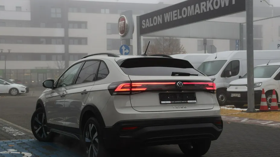 VOLKSWAGEN Taigo -