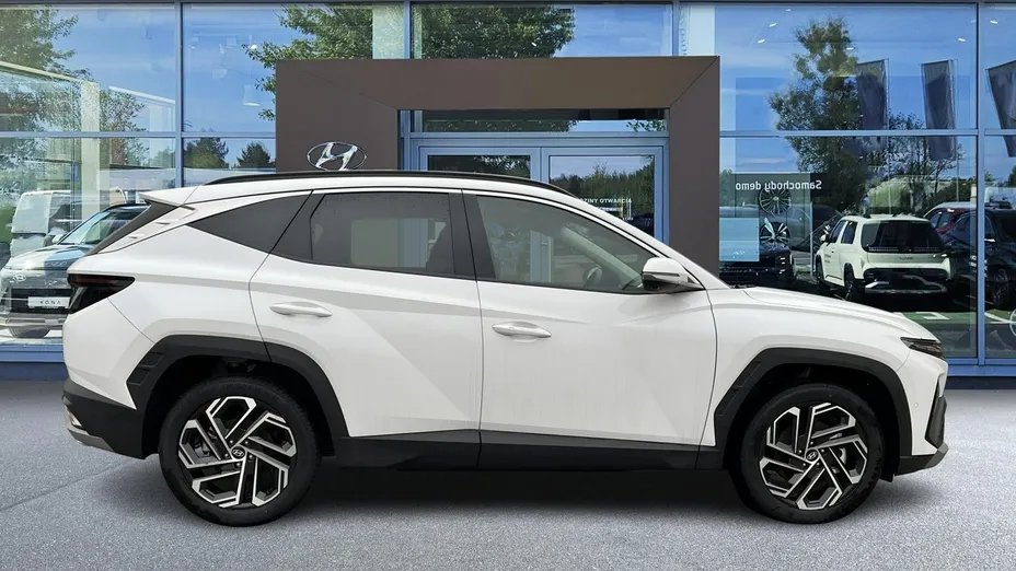 HYUNDAI Tucson -