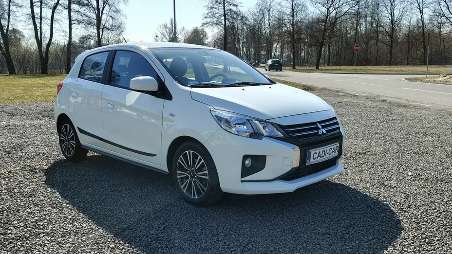 MITSUBISHI Space Star -
