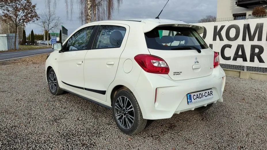 MITSUBISHI Space Star -