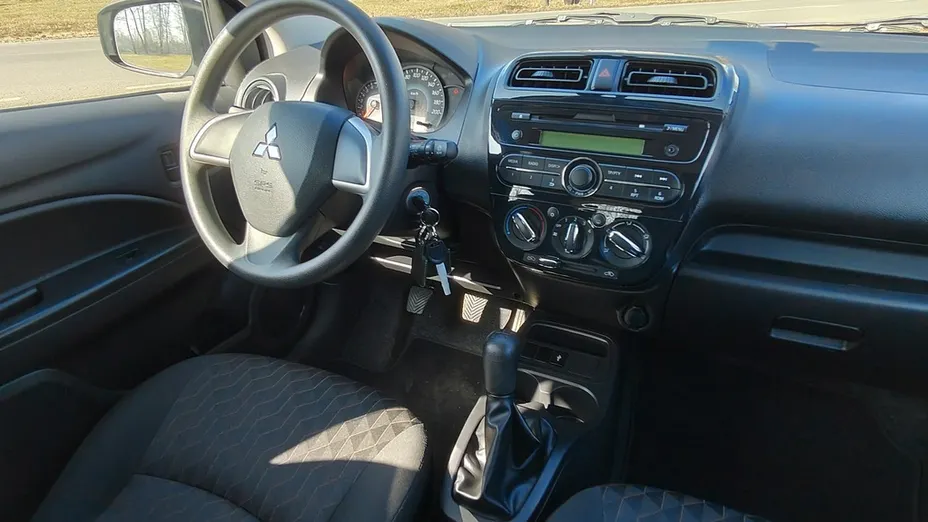 MITSUBISHI Space Star -