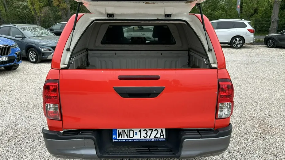TOYOTA HiLux -
