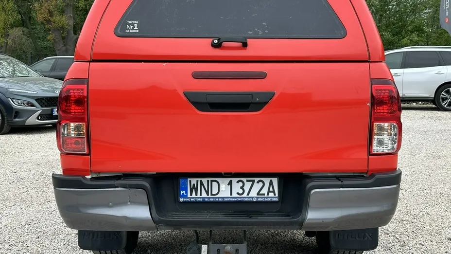 TOYOTA HiLux -