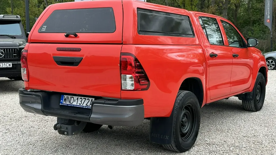 TOYOTA HiLux -