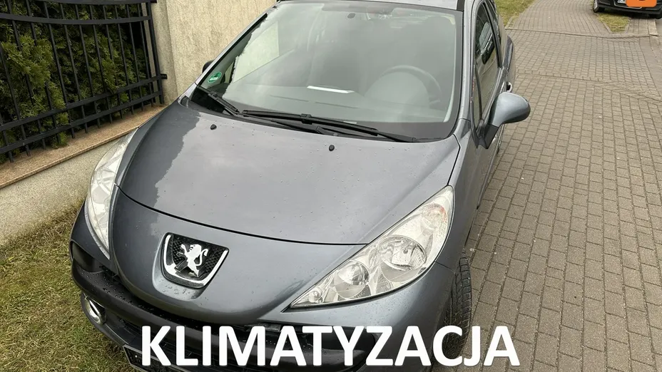 PEUGEOT 207 -