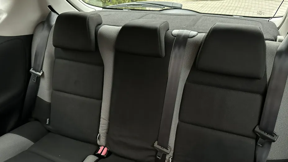 PEUGEOT 207 -