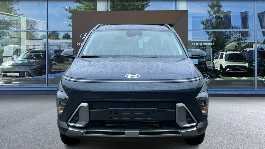 HYUNDAI Kona -