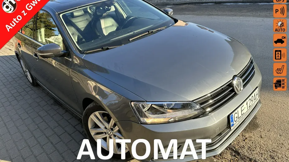 VOLKSWAGEN Jetta -