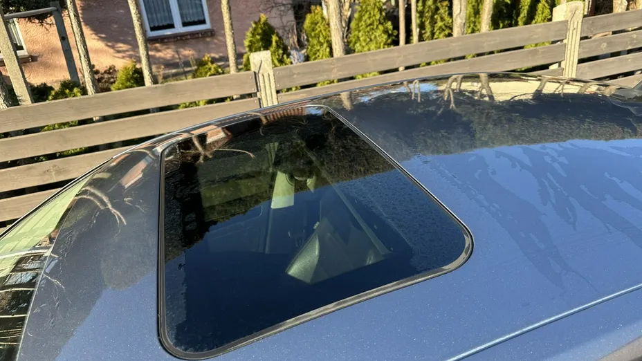 VOLKSWAGEN Jetta -