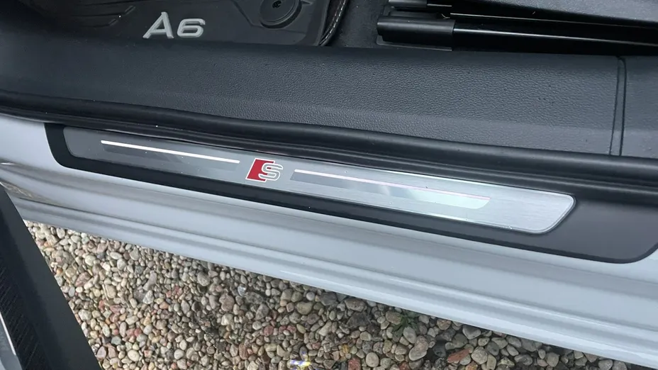 AUDI A6 Avant -