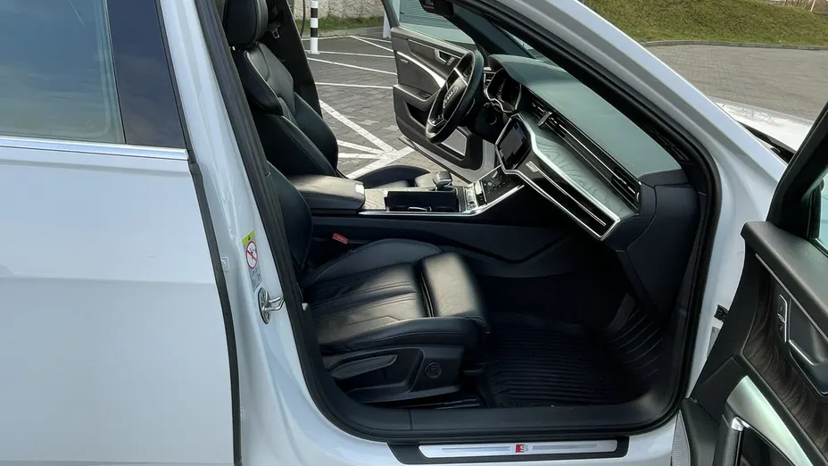 AUDI A6 Avant -