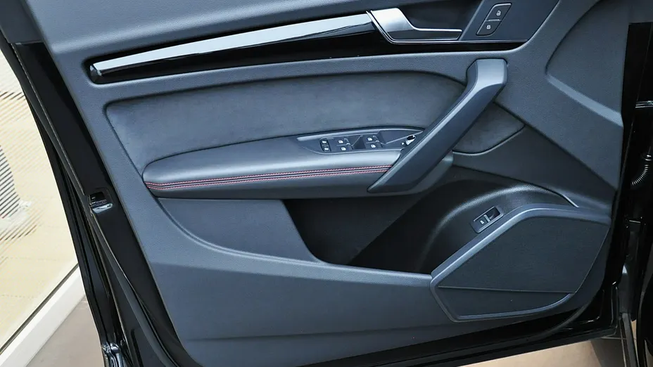 AUDI Q5 Q5 40 TDI mHEV Quattro S Line S tronic