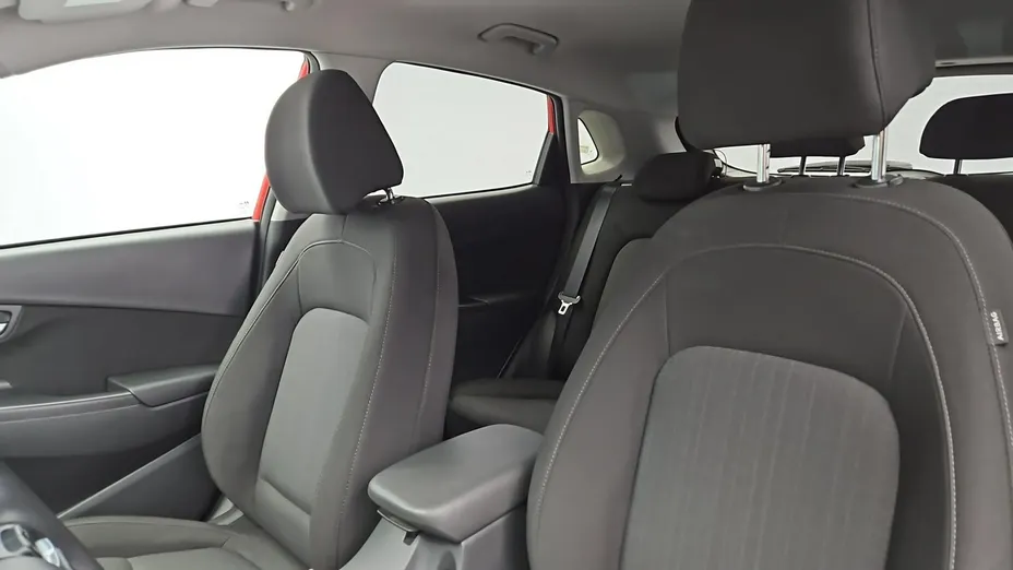 HYUNDAI Kona -