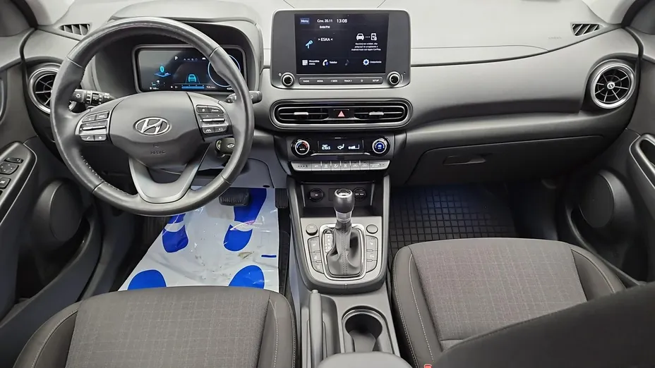 HYUNDAI Kona -