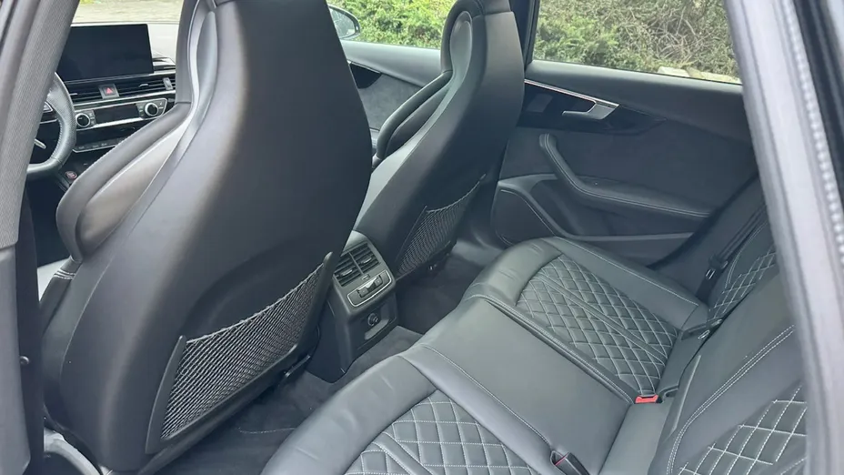 AUDI S4 Avant -