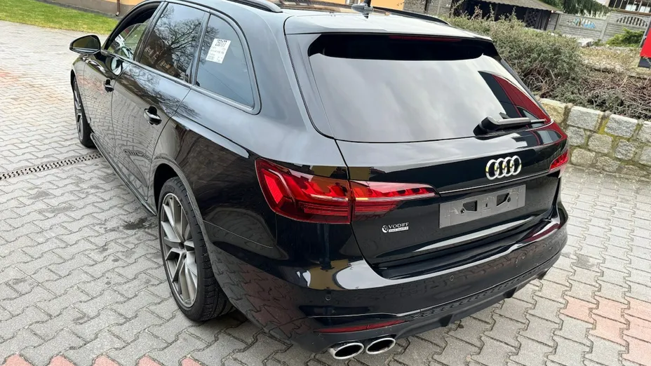 AUDI S4 Avant -