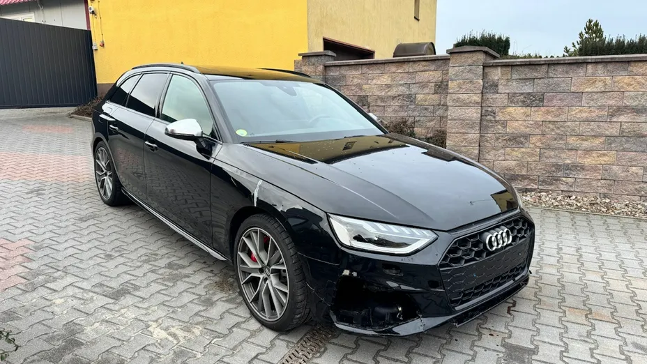 AUDI S4 Avant -