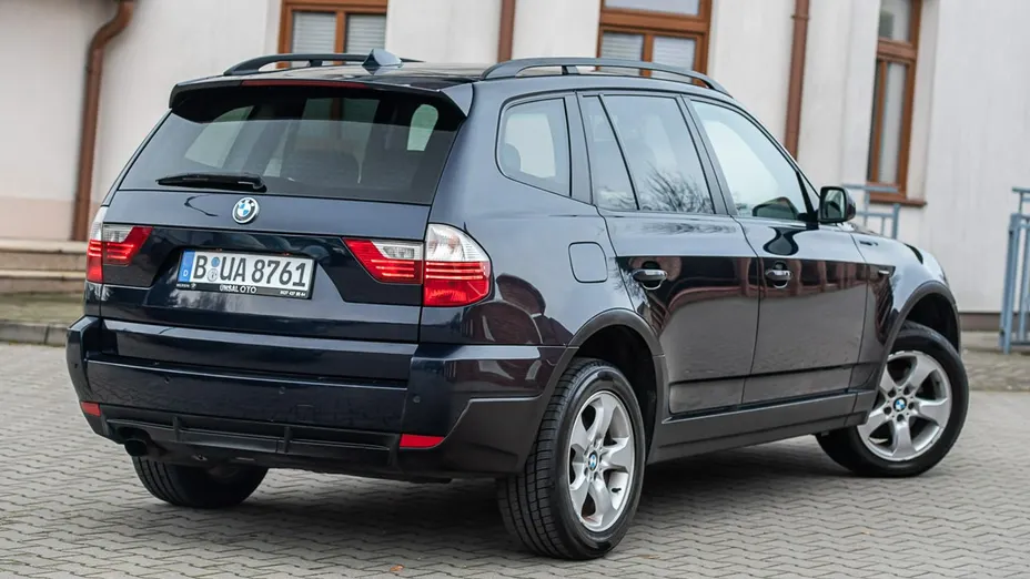 BMW X3 -