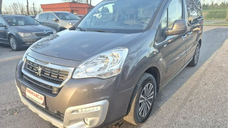 PEUGEOT Partner -