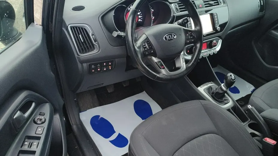 KIA Rio -