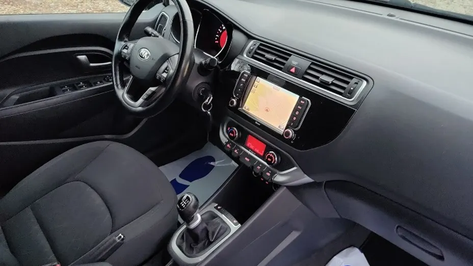 KIA Rio -