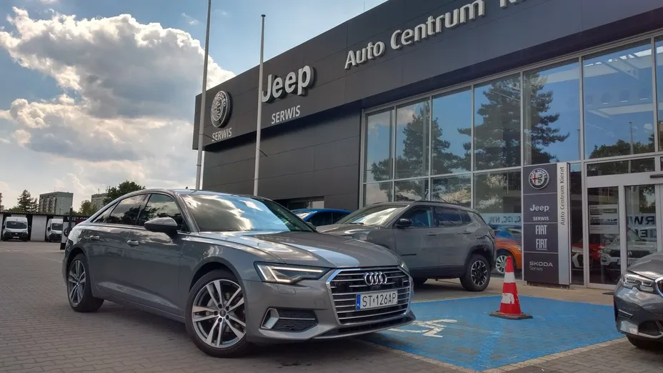 AUDI A6 -