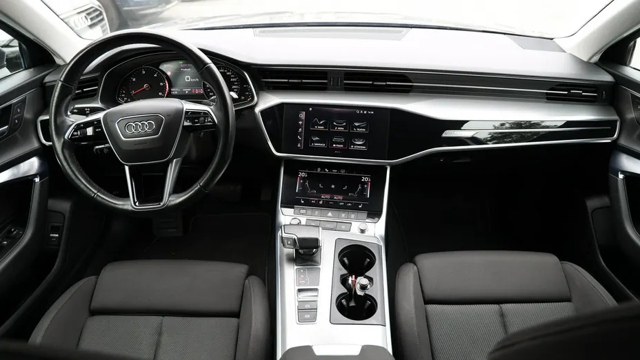 AUDI A6 -