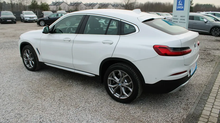 BMW X4 -