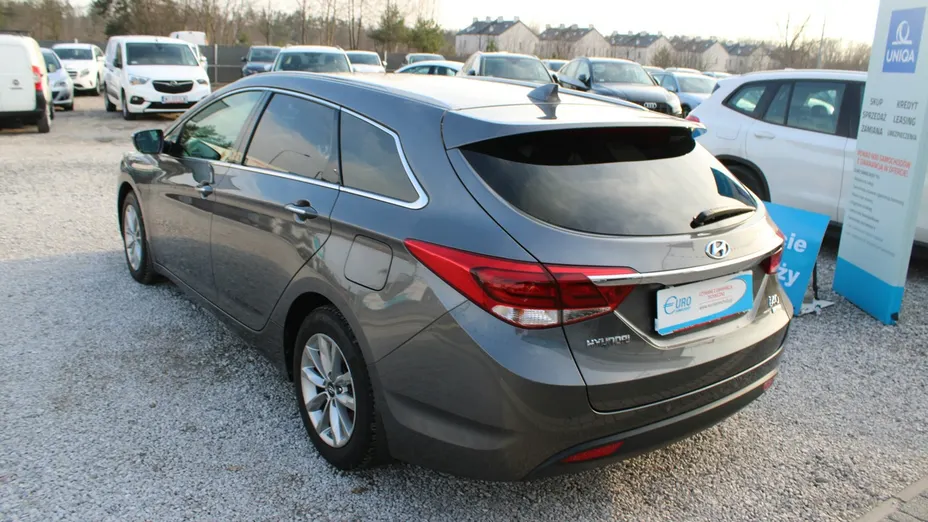 HYUNDAI i40 -