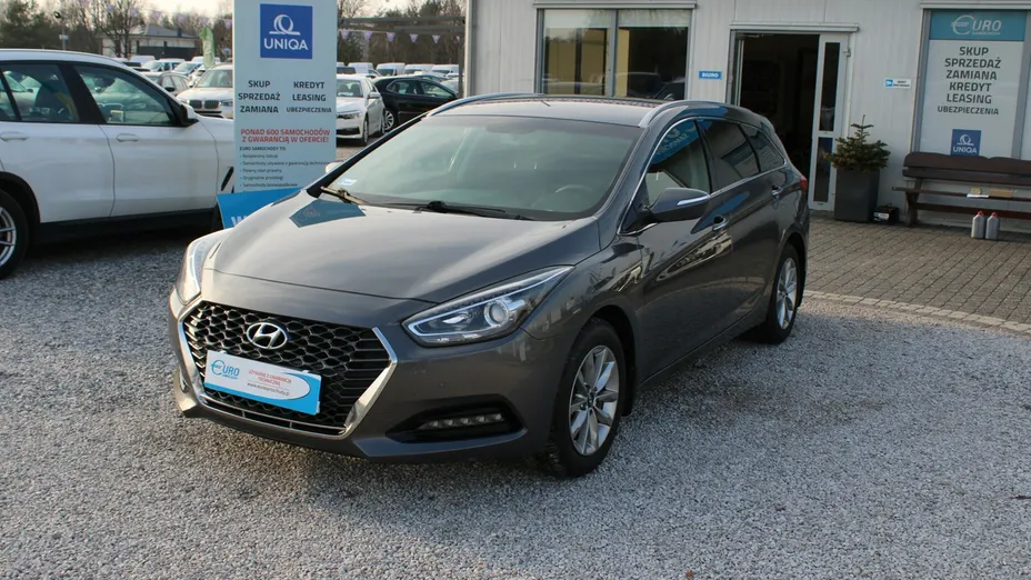 HYUNDAI i40 -