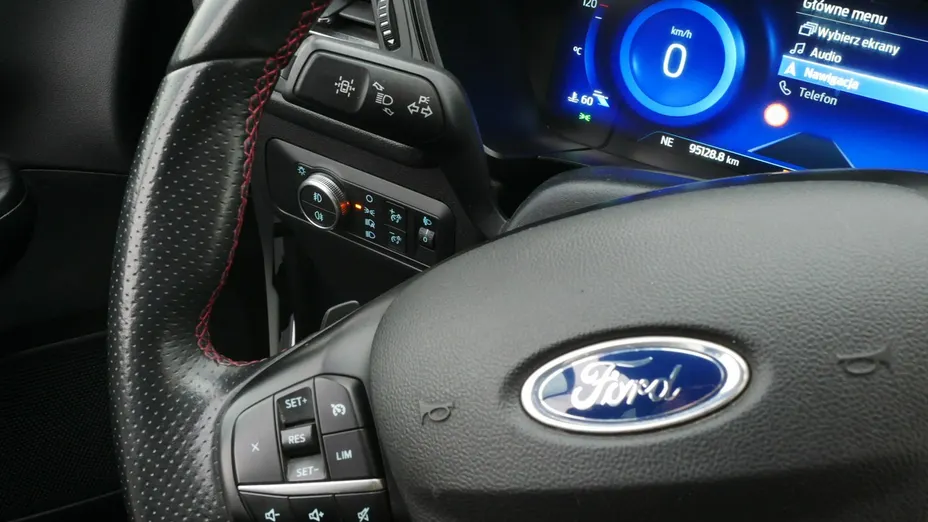 FORD Kuga -