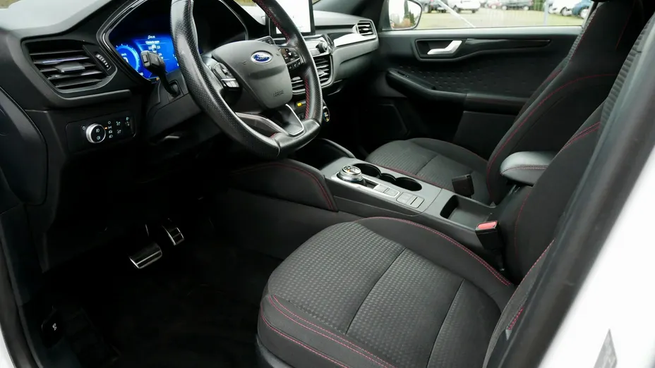 FORD Kuga -