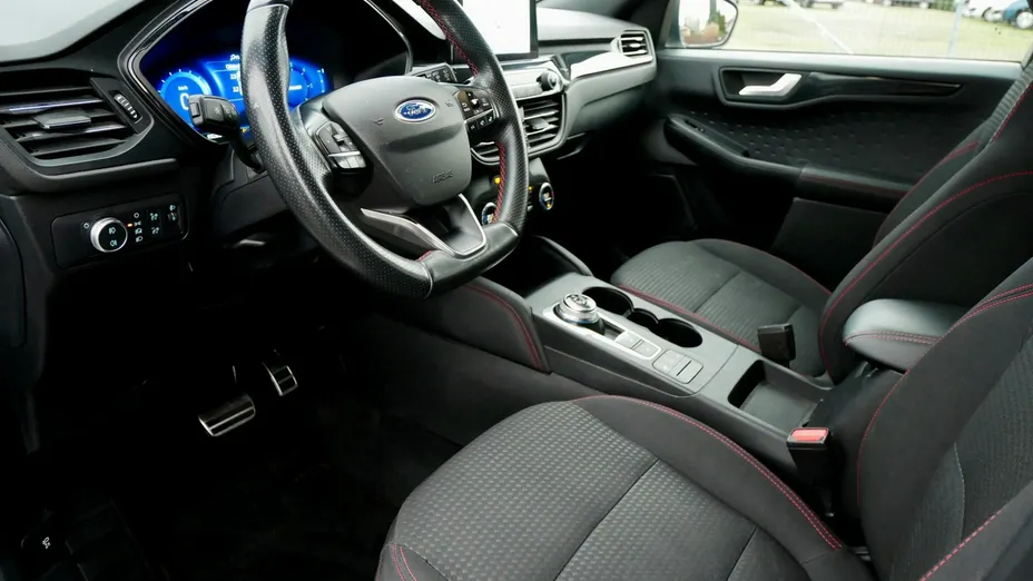 FORD Kuga -