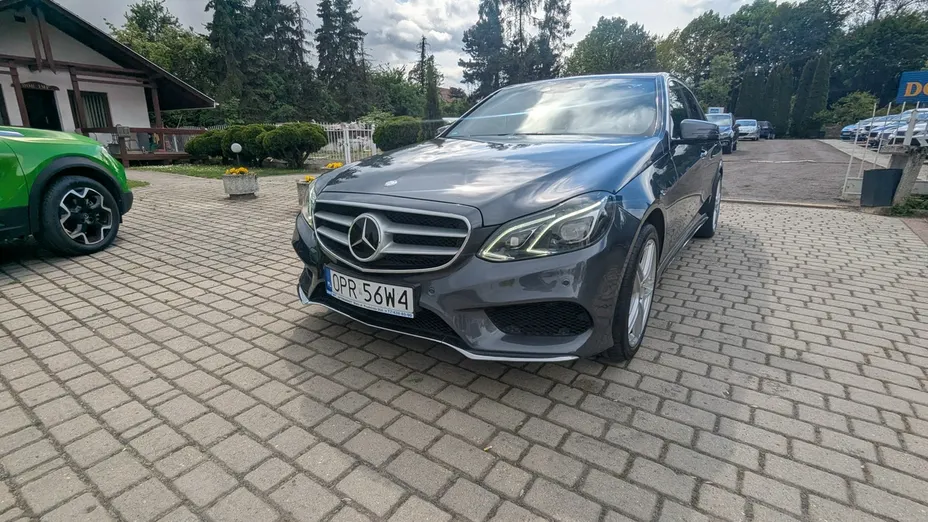 MERCEDES-BENZ E Klasa -
