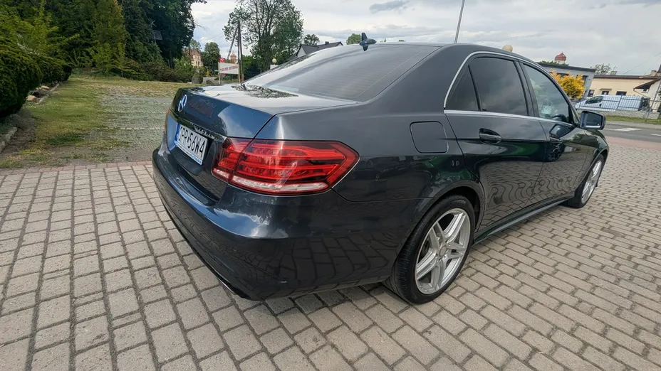 MERCEDES-BENZ E Klasa -