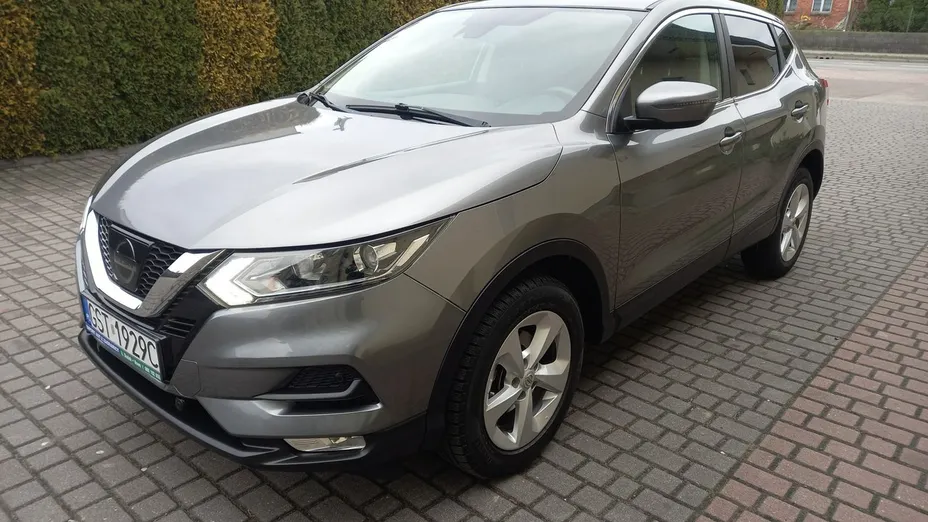 NISSAN Qashqai -