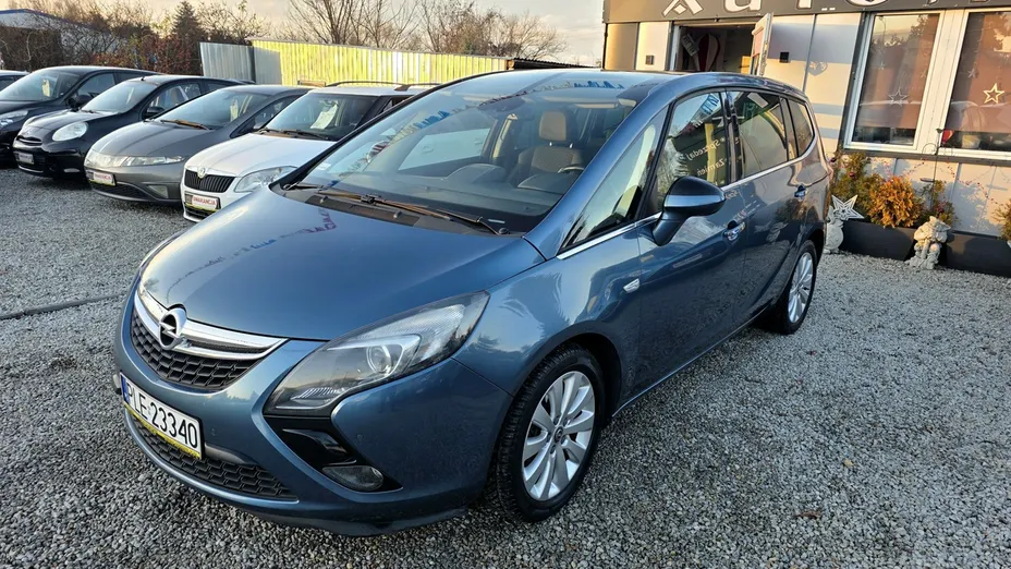 OPEL Zafira -